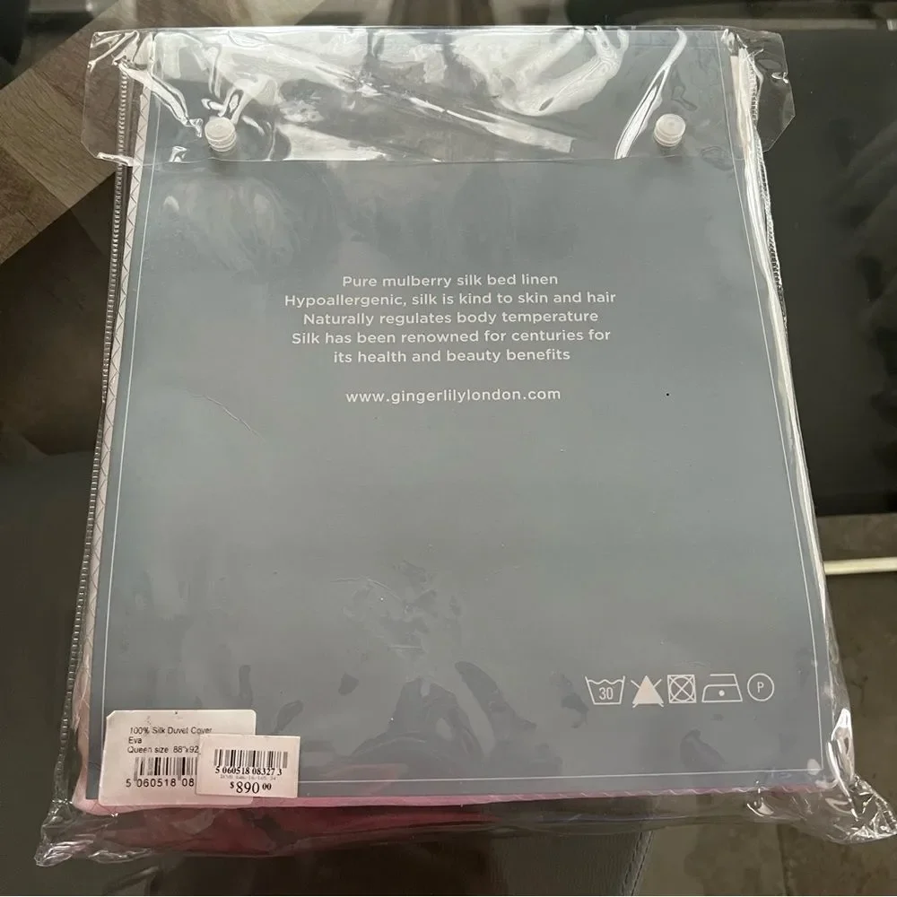 Gingerlily Eva Pure Mulberry Silk Duvet Cover, NWT, Queen Size